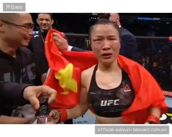 中国拳击女将暴力KO对手，海外评论炸裂