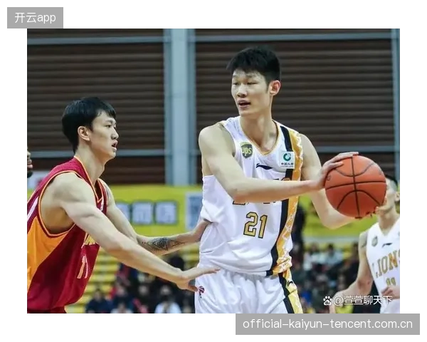 广厦男篮胡金秋领衔,继续稳定发挥帮助球队取胜 广厦男篮胡金秋领衔,继续稳定发挥帮助球队取胜
