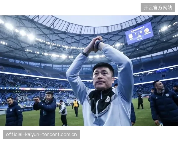 球星密会主帅被解读为续约信号——背后隐藏的足球秘密